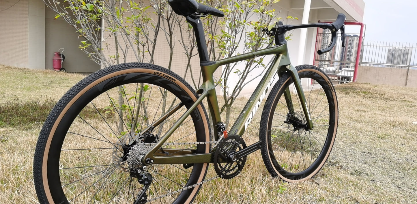 RINOS Sandman3.0 Gravel kolo s karbonovým rámem Shimano 105 R7000