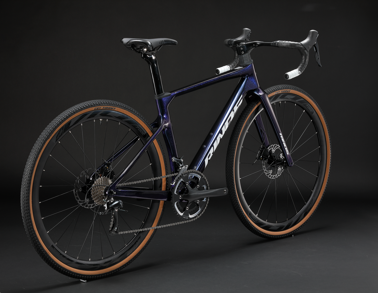 RINOS Sandman3.0 Gravel kolo s karbonovým rámem Shimano 105 R7000