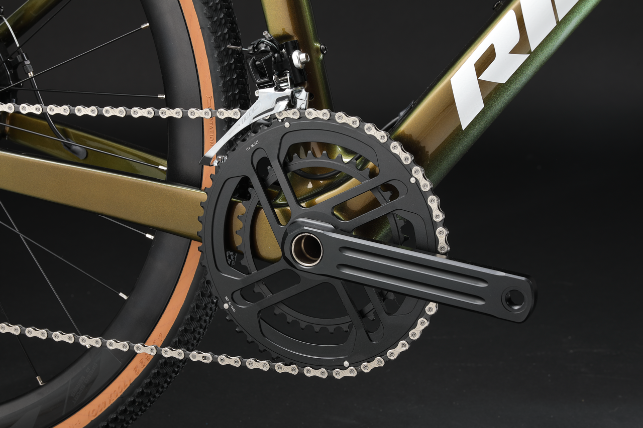 RINOS Sandman3.0 Gravel kolo s karbonovým rámem Shimano 105 R7000