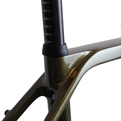 Sada rámu RINOS Gravel s vidlicí sedlovka řídítka karbonové vlákno T800 chameleon barva