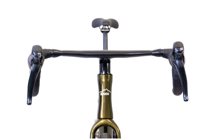 RINOS Sandman3.0 Gravel kolo s karbonovým rámem Shimano 105 R7000
