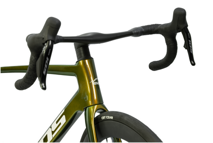 RINOS Karbonové Silniční Kolo Odin 6.1 Shimano 105 Di2, 24 rychlostí