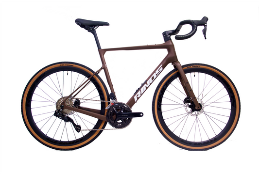 RINOS Karbon Gravel Sandman8.0 Shimano 105 Di2 Káva