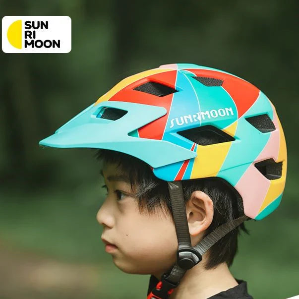 Dětská dětská přilba Sunrimoon Lehká s LED světlem