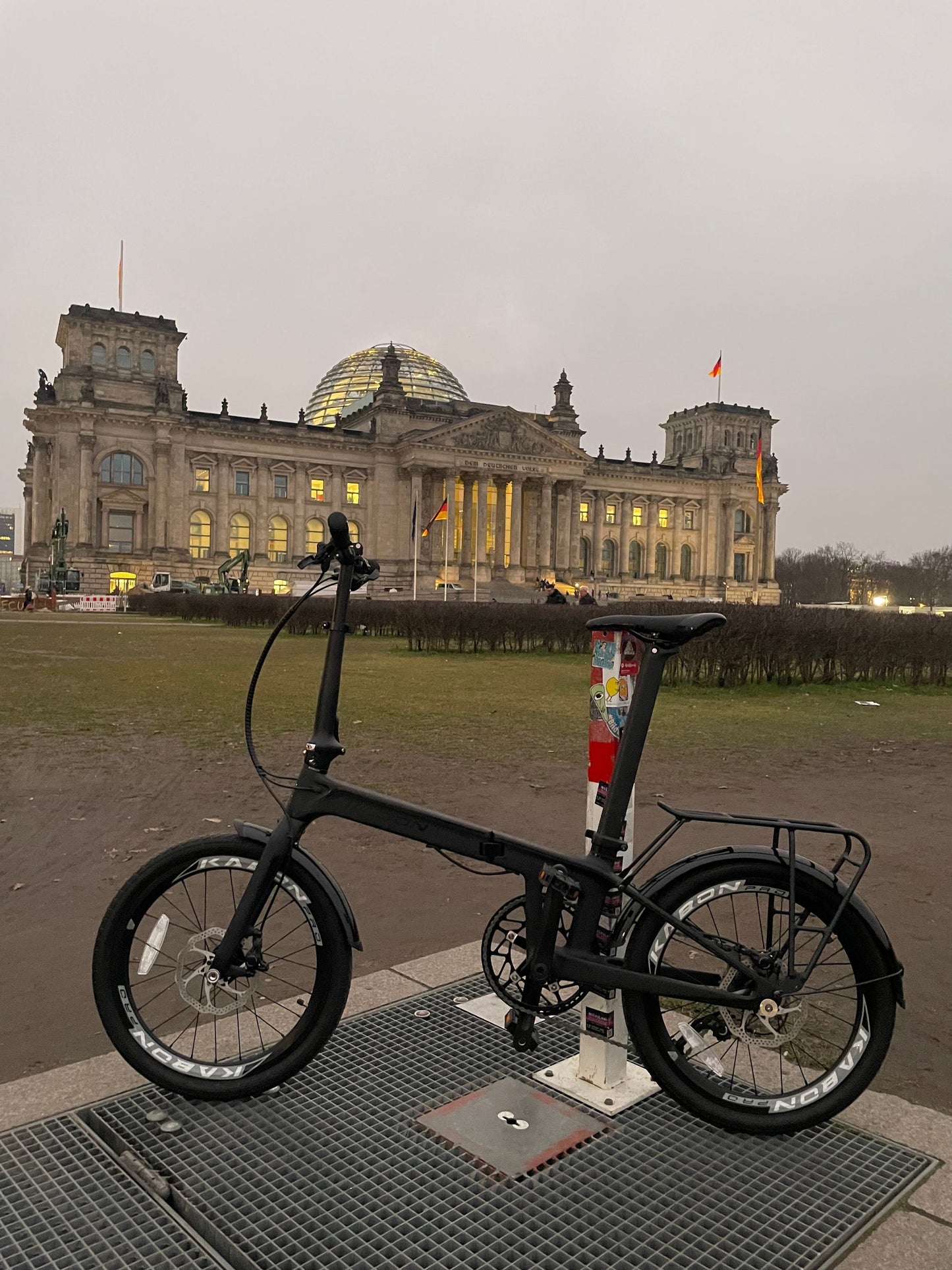 KABON Městské skládací kolo karbonové Shimano Altus 9S 20 palců s karbonovými koly